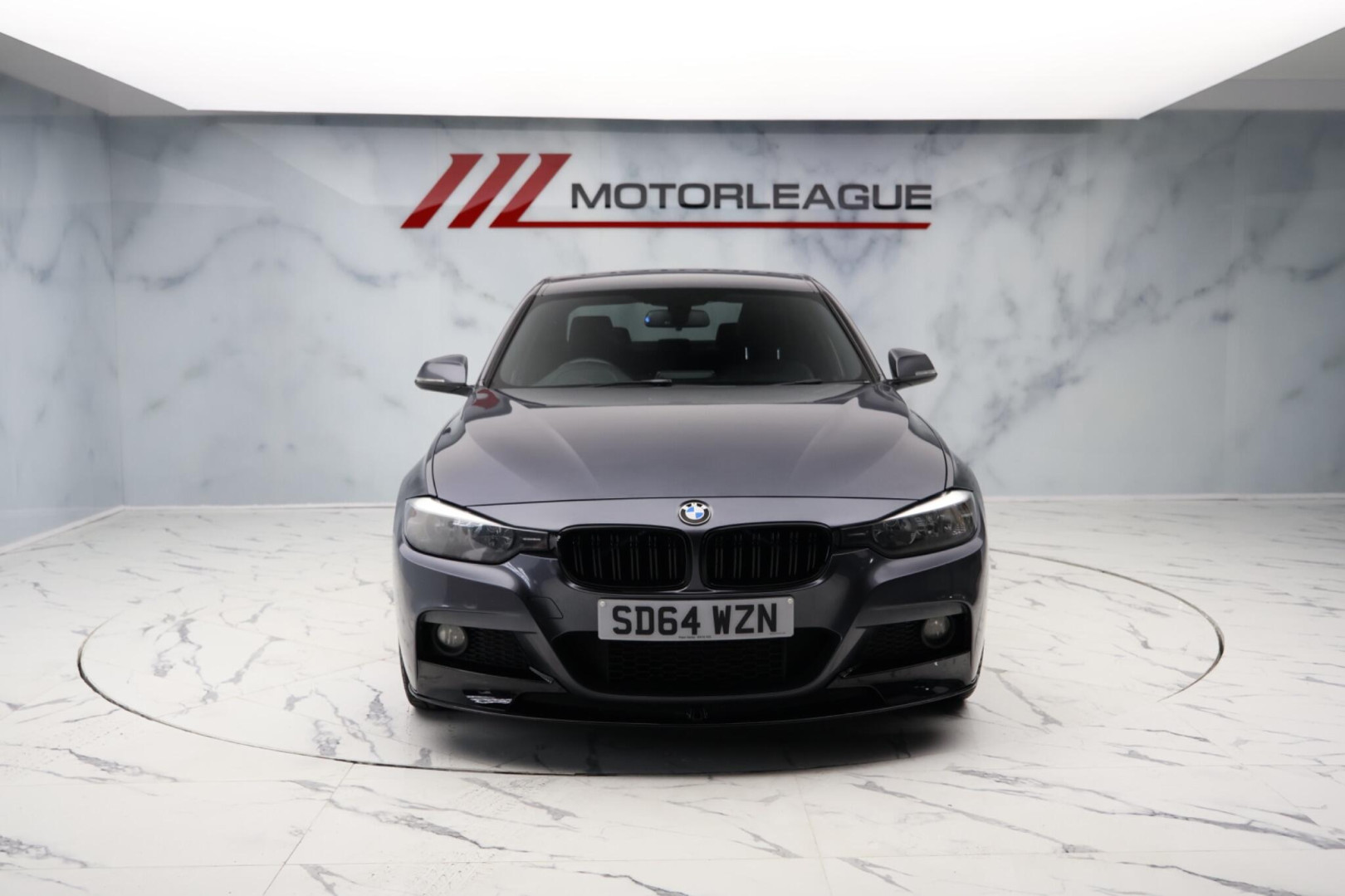 
                                                Voiture
                                                 BMW 3 Series 2.0 320d M Sport Auto xDrive Euro 5 (s/s) 4dr
