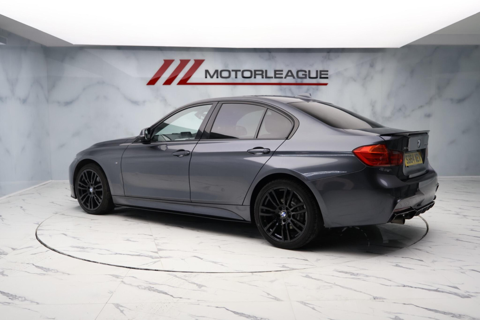 
                                                Voiture
                                                 BMW 3 Series 2.0 320d M Sport Auto xDrive Euro 5 (s/s) 4dr