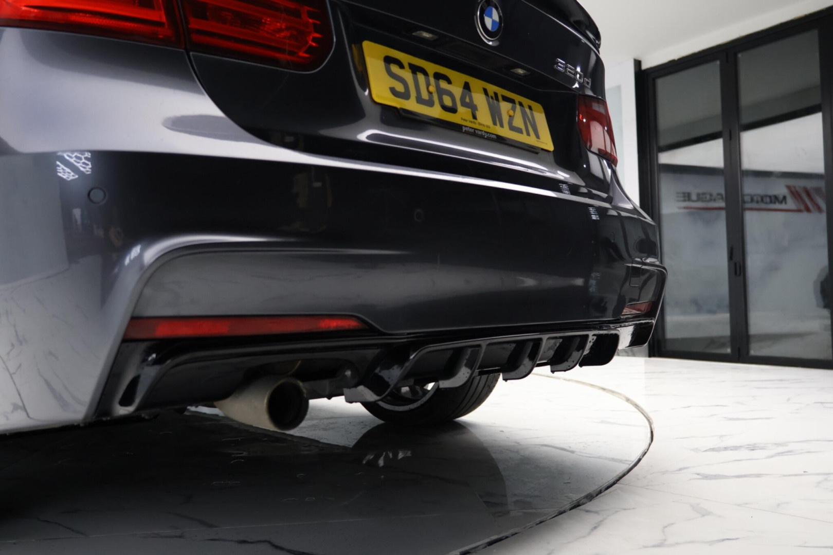 
                                                Voiture
                                                 BMW 3 Series 2.0 320d M Sport Auto xDrive Euro 5 (s/s) 4dr