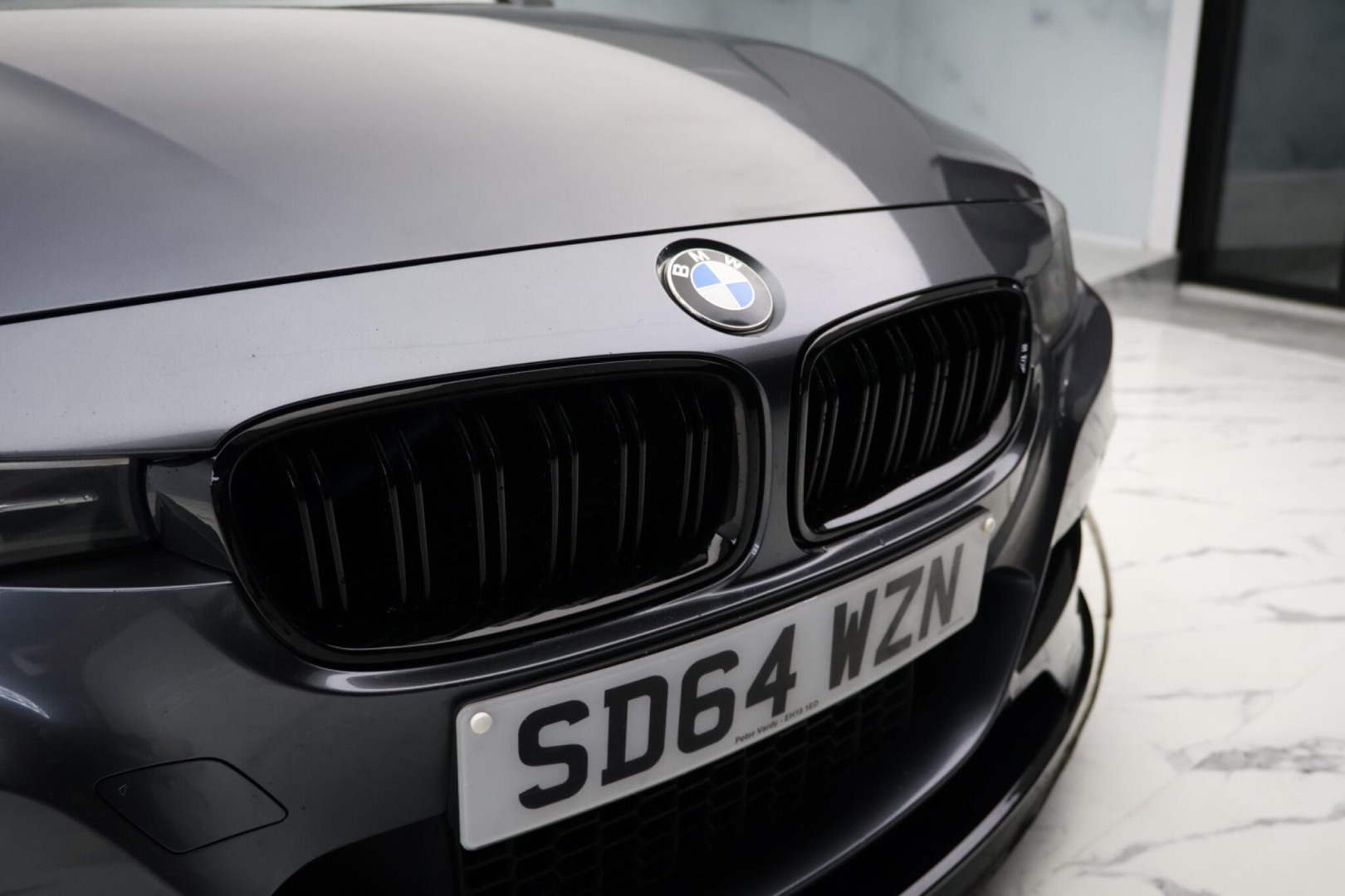 
                                                Voiture
                                                 BMW 3 Series 2.0 320d M Sport Auto xDrive Euro 5 (s/s) 4dr