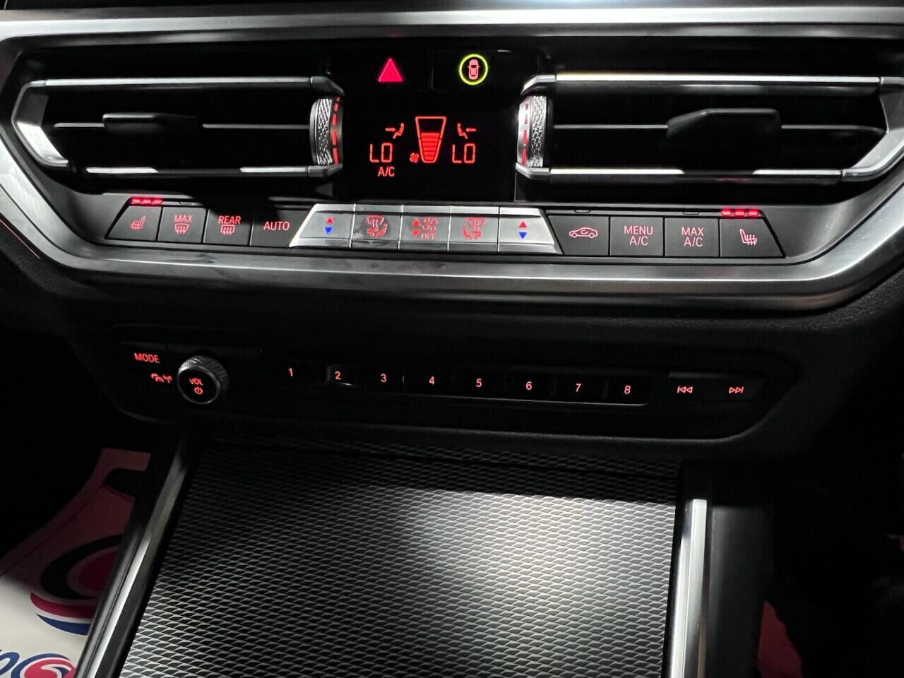 Voiture
                                                 BMW 3 SERIES 2.0 320d MHT M Sport Touring 5dr Diesel Hybrid Auto Euro 6 (s/s) (190 ps)