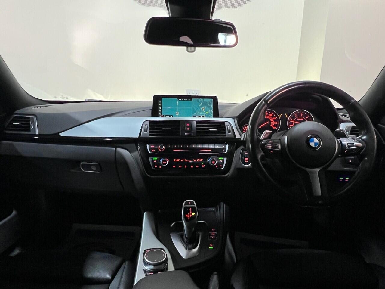 Voiture
                                                 BMW 4 SERIES GRAN COUPE 3.0 435d M Sport Hatchback 5dr Diesel Auto xDrive Euro 6 (s/s) (313 ps)