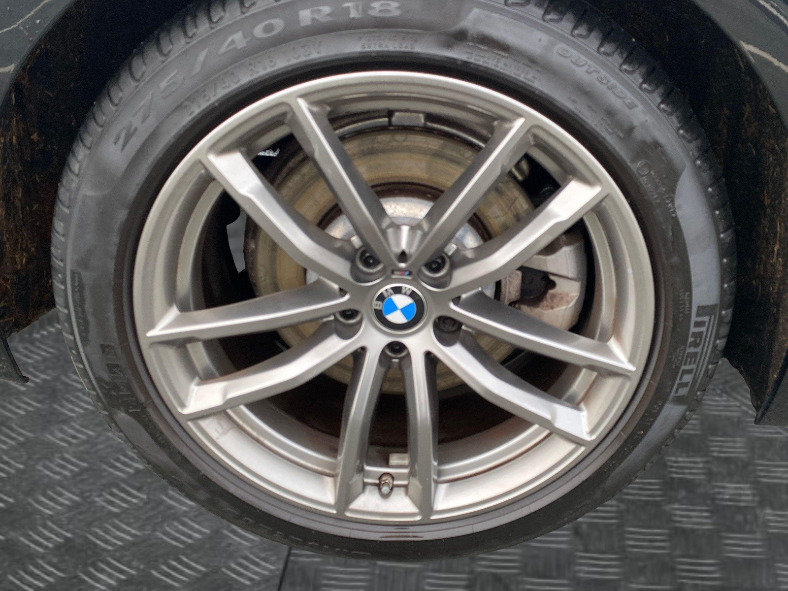 
                                                Voiture
                                                 BMW 5 Series M Sport