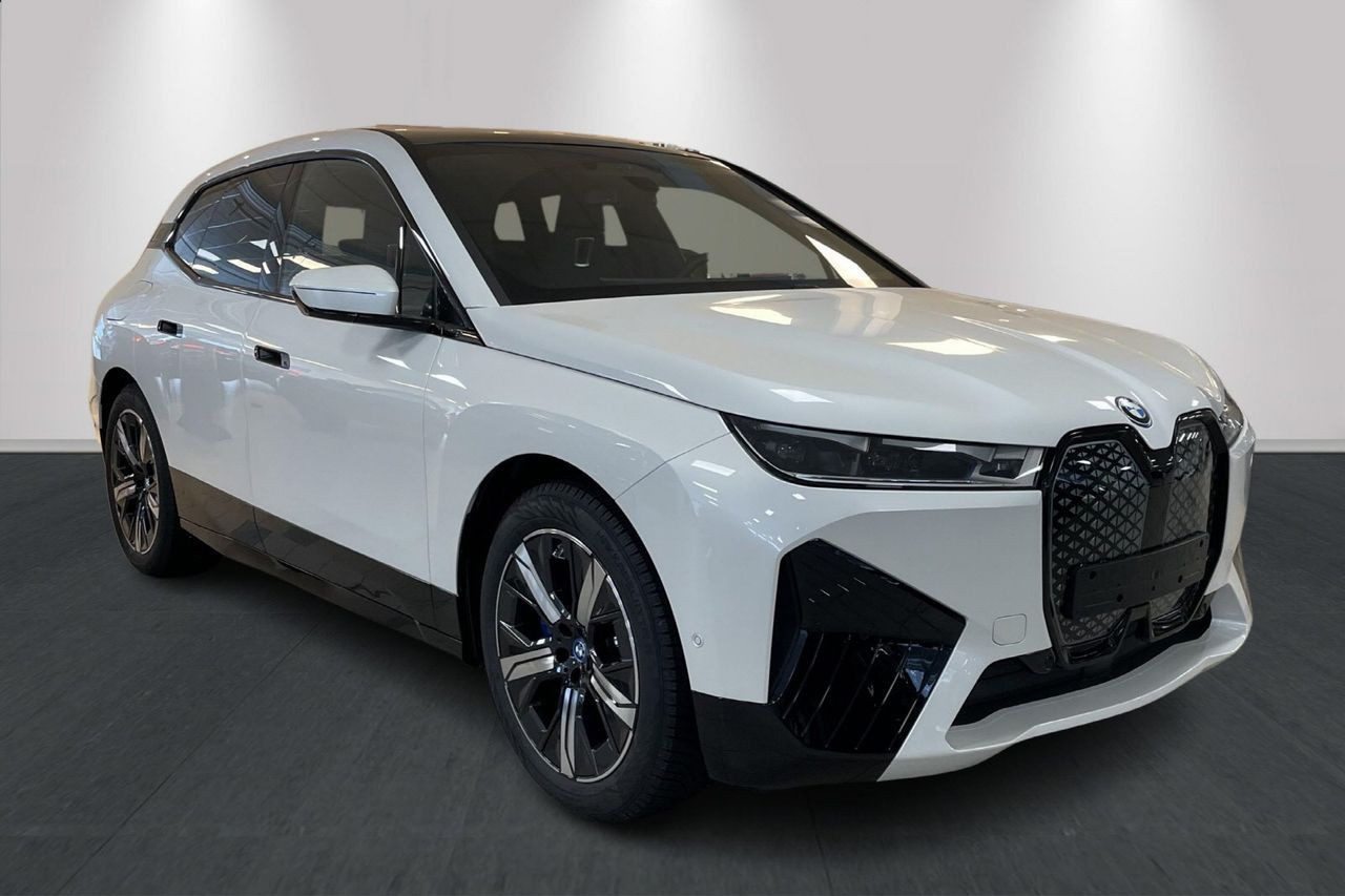 
                                                Voiture
                                                 BMW iX xDrive 40