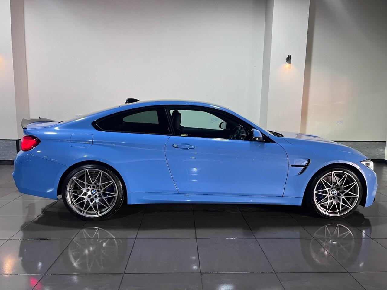 Voiture
                                                 BMW M4 3.0 BiTurbo GPF Competition Coupe 2dr Petrol DCT Euro 6 (s/s) (450 ps)