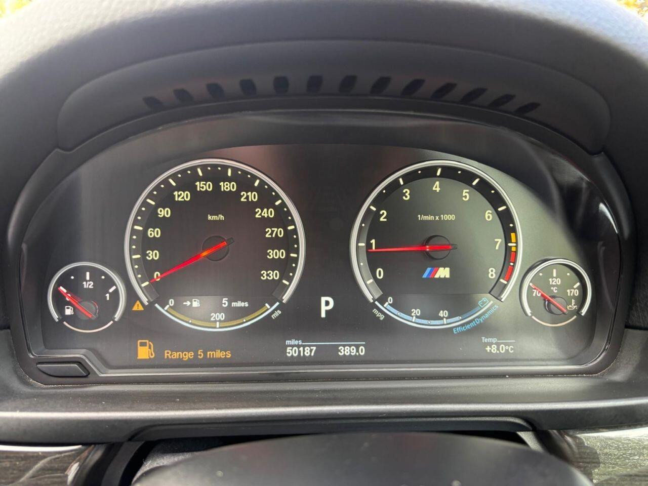 
                                                Voiture
                                                 BMW M5 Saloon 4.4 V8 M Performance Edition (2011/61) 4dr