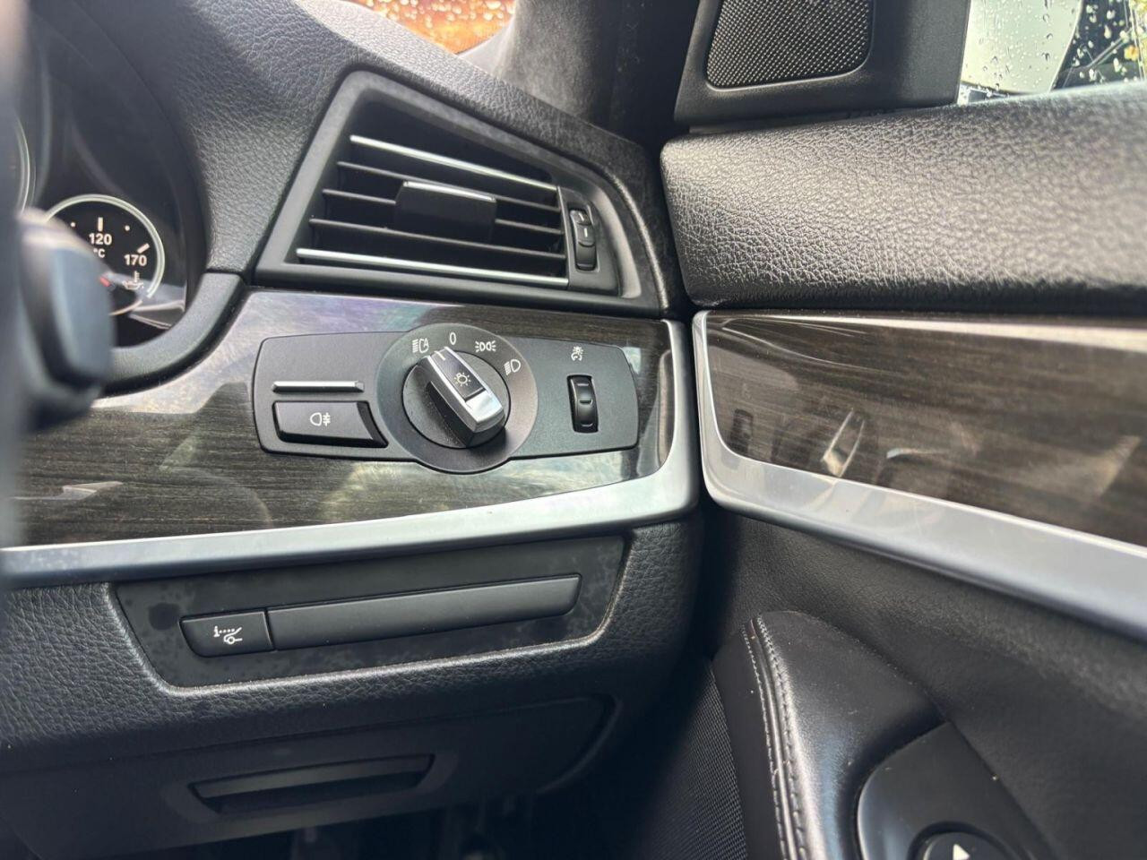 
                                                Voiture
                                                 BMW M5 Saloon 4.4 V8 M Performance Edition 4dr