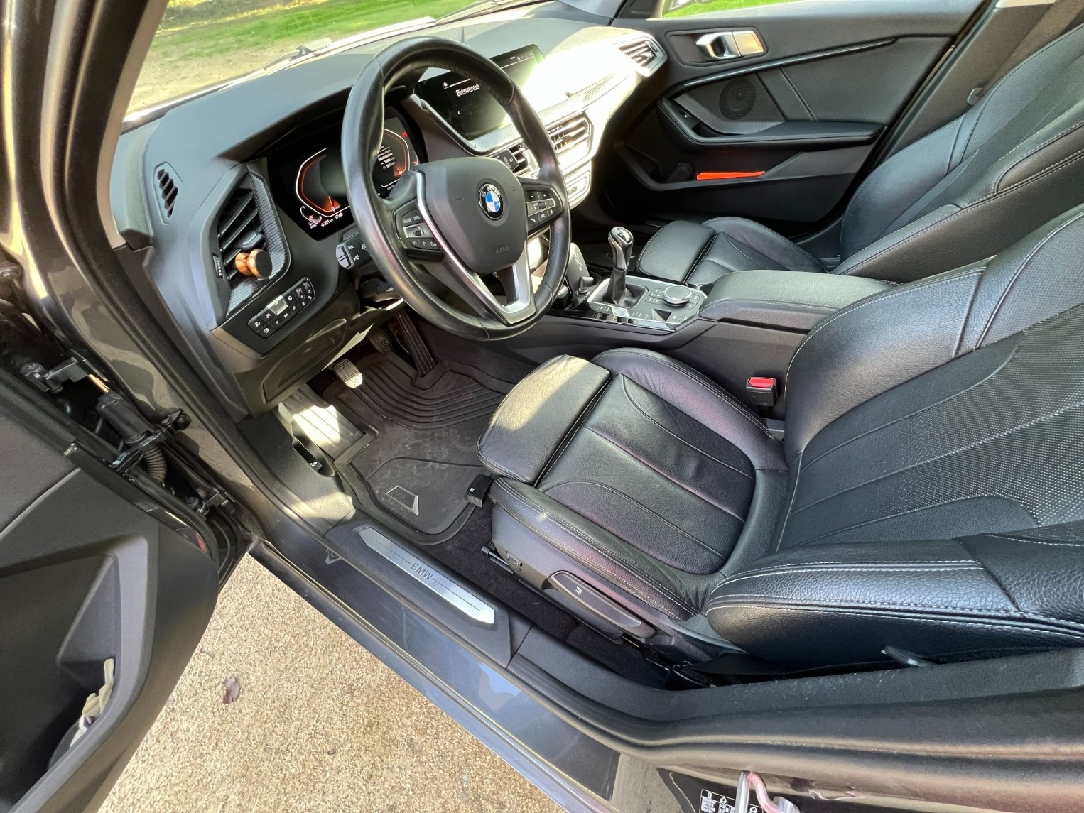 
                                                Voiture
                                                 BMW SERIE 1 F40 DIESEL LUXURY 2019