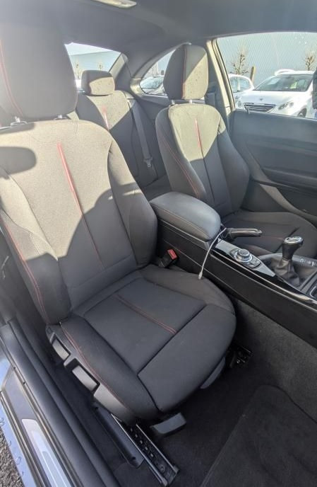 
                                                Voiture
                                                 BMW Serie 2 218D 2.0D 150ch - Sport Line