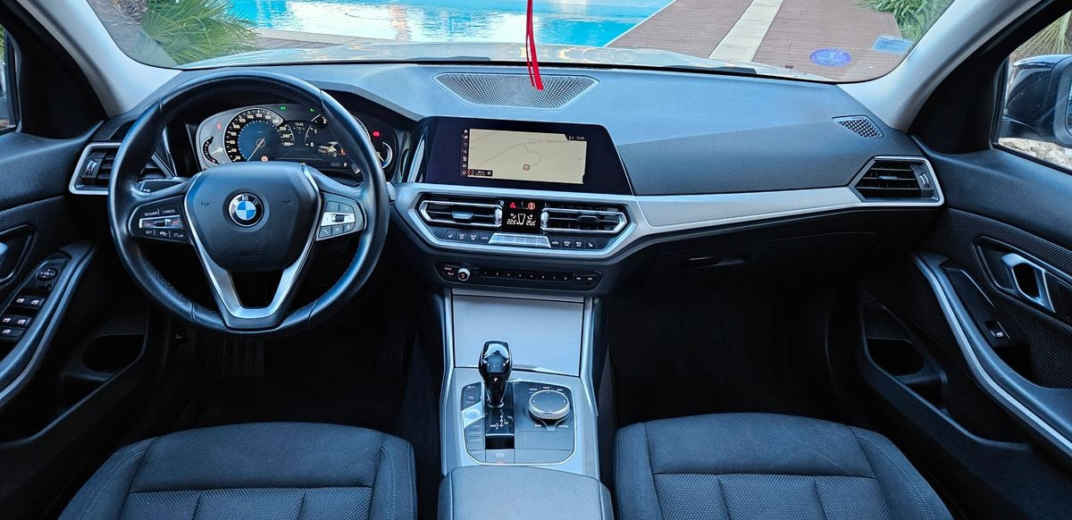 
                                                Voiture
                                                 BMW Serie 3 320i G20 Business Design 184ch BVA