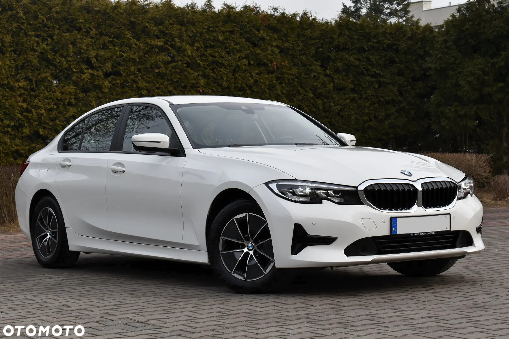 
                                                Voiture
                                                 BMW Series 3 93dec8
