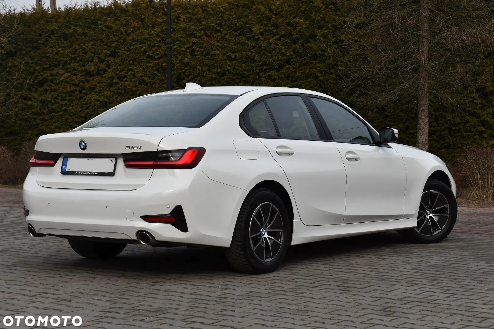 
                                                Voiture
                                                 BMW Series 3 93dec8