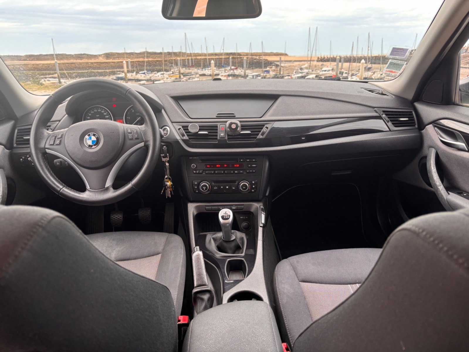 
                                                Voiture
                                                 BMW X1