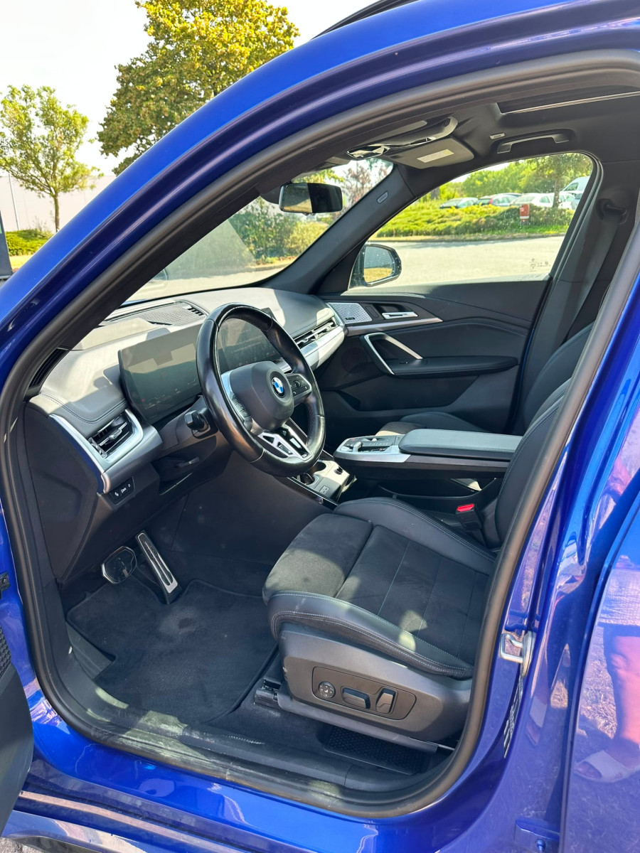 
                                                Voiture
                                                 BMW X1  M sport DKG7