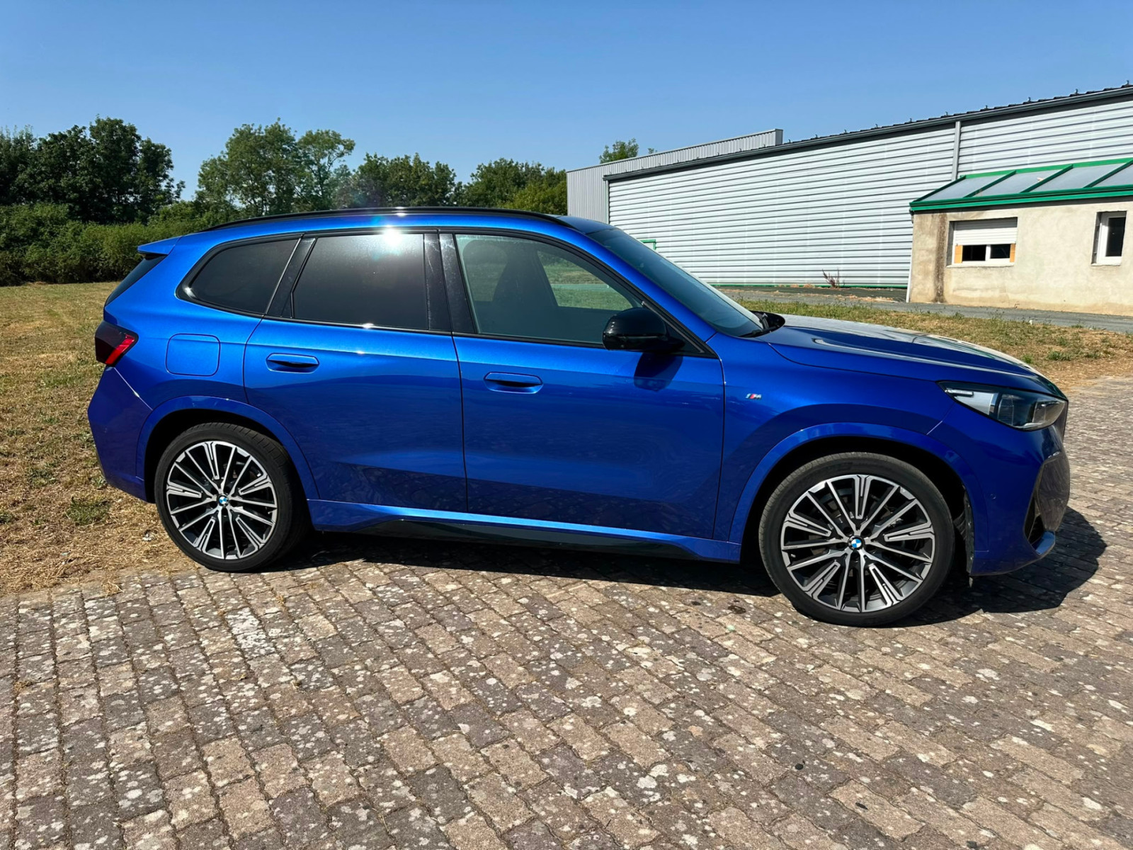 
                                                Voiture
                                                 BMW X1  M sport DKG7