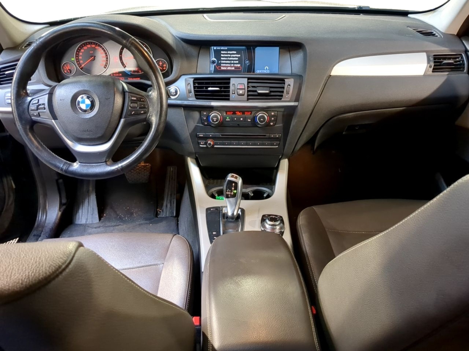 
                                                Voiture
                                                 BMW X3 LUXE