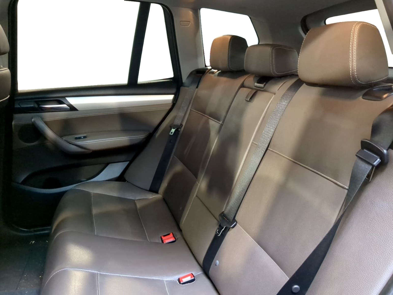 
                                                Voiture
                                                 BMW X3 LUXE