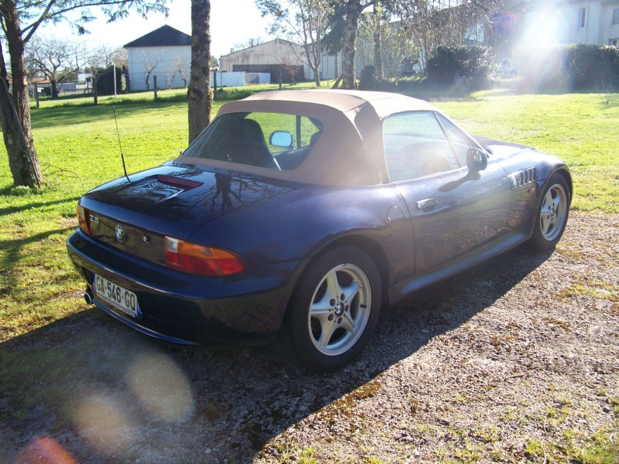 
                                                Voiture
                                                 BMW Z3 Roadster