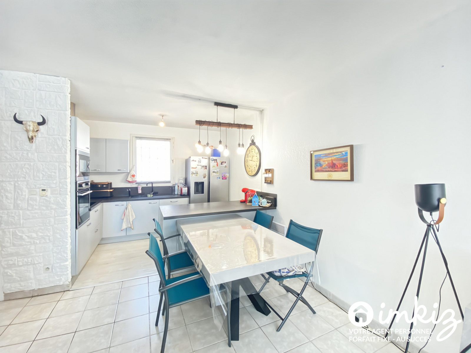 
                                                Vente
                                                 BORD DE MER - Maison + garage + dépendance (studio