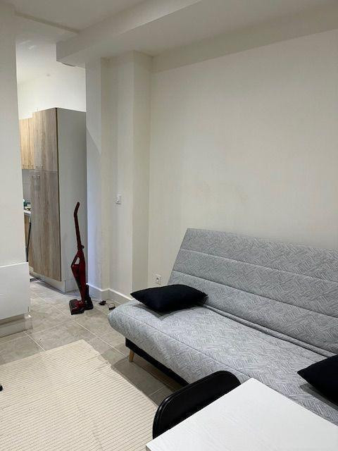 
                                                Location
                                                 Bordeaux Jardin Public