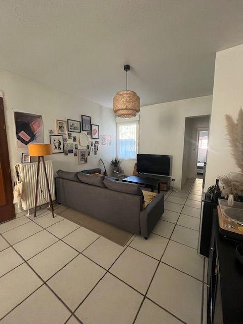 
                                                Location
                                                 Bordeaux Nansouty joli T2 640 CC