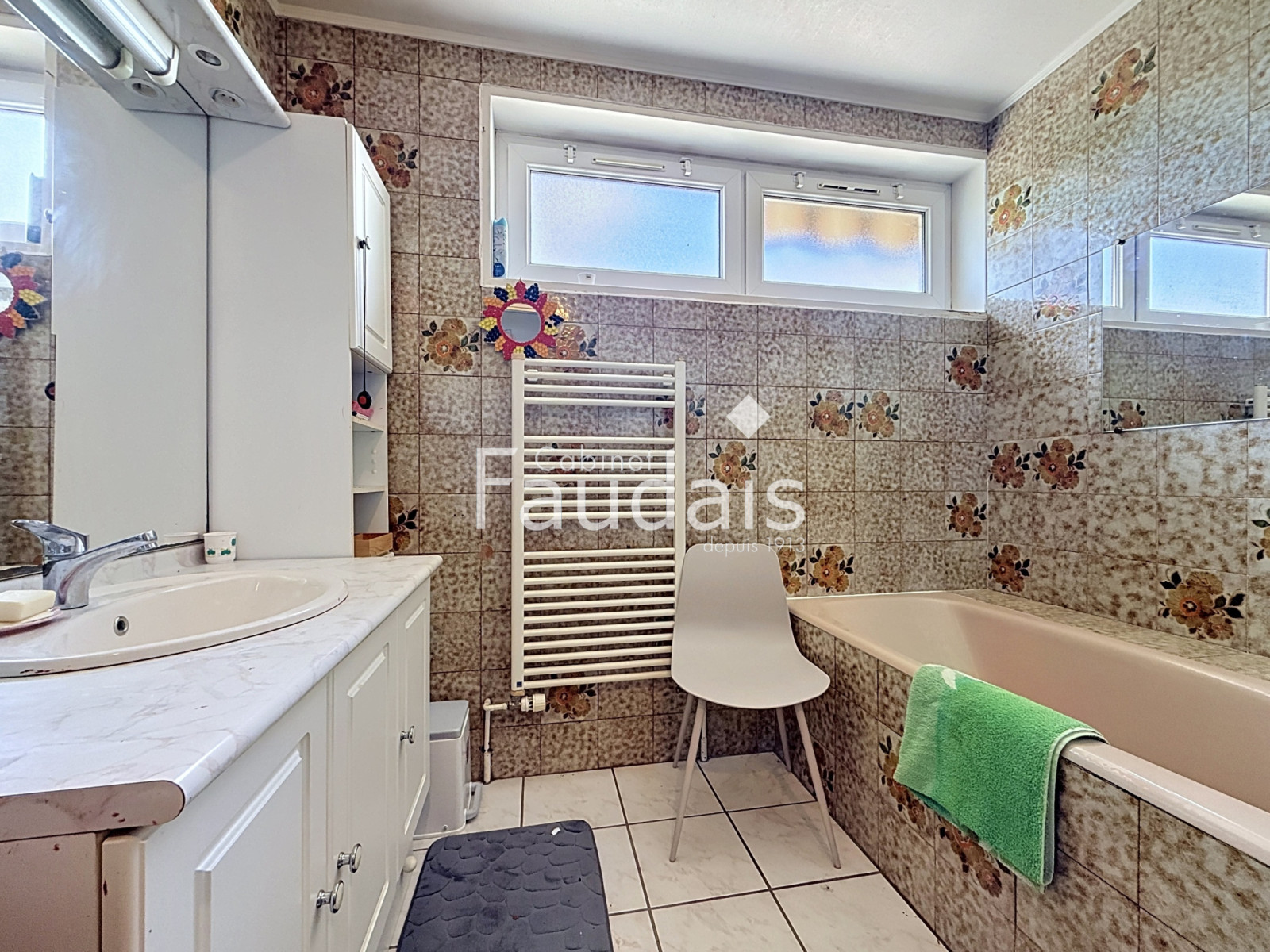 
                                                Vente
                                                 bourg de TORIGNI SUR VIRE