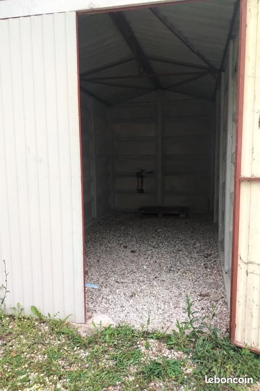 
                                                Location
                                                 BOX GARAGE 12m² - SENS