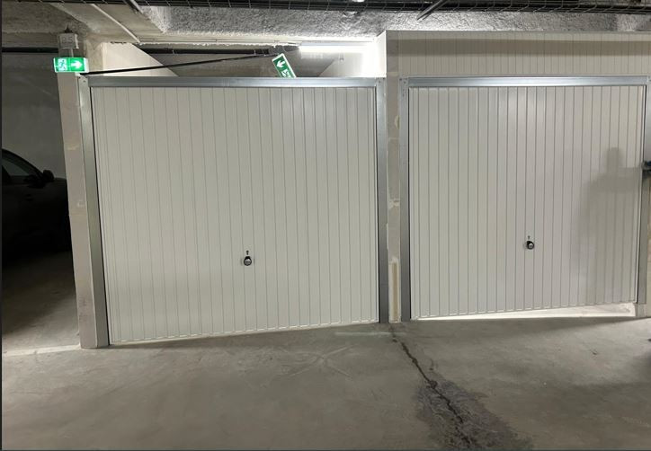 
                                                Vente
                                                 Boxes - Antony