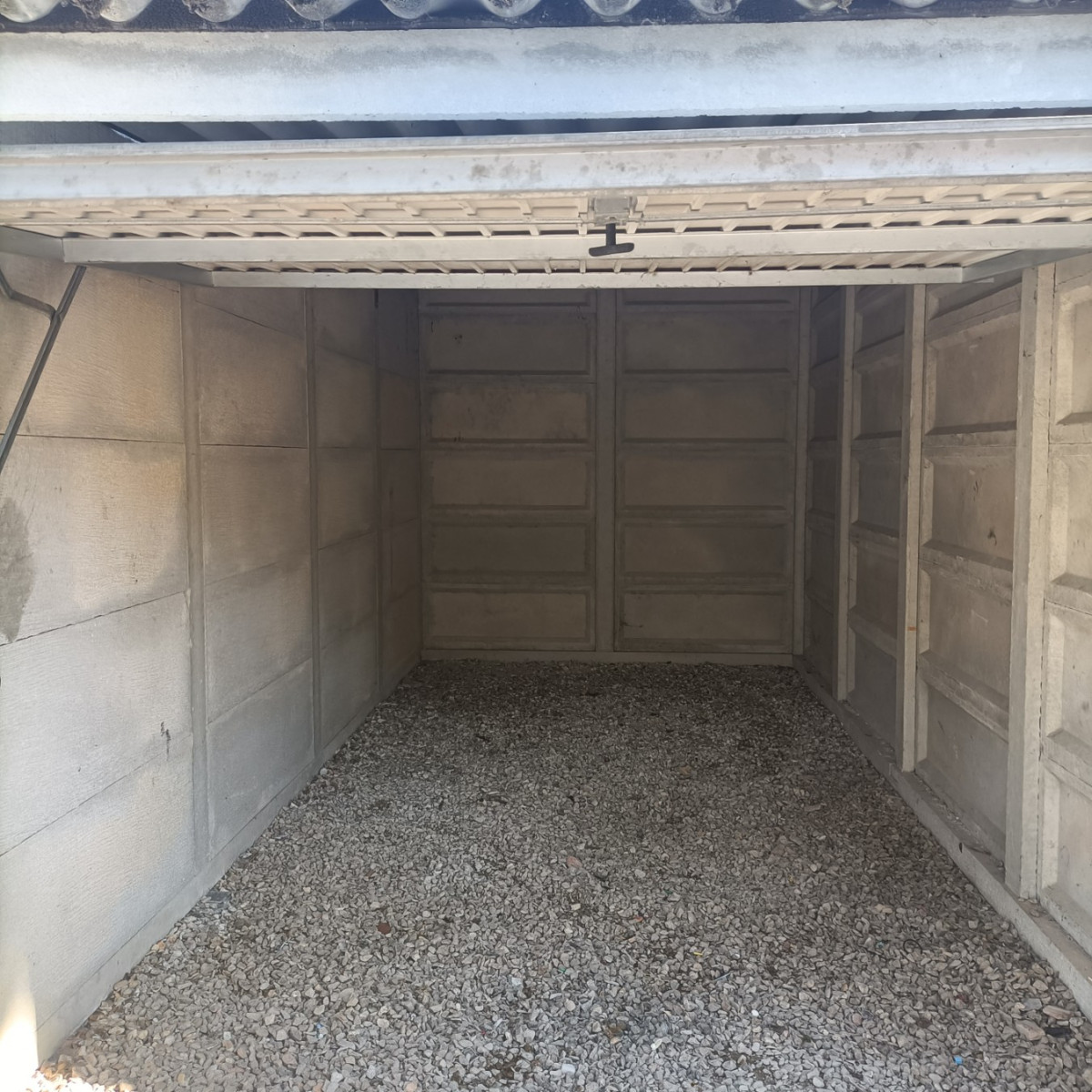 
                                                Vente
                                                 BOXS A SENS - (89100)