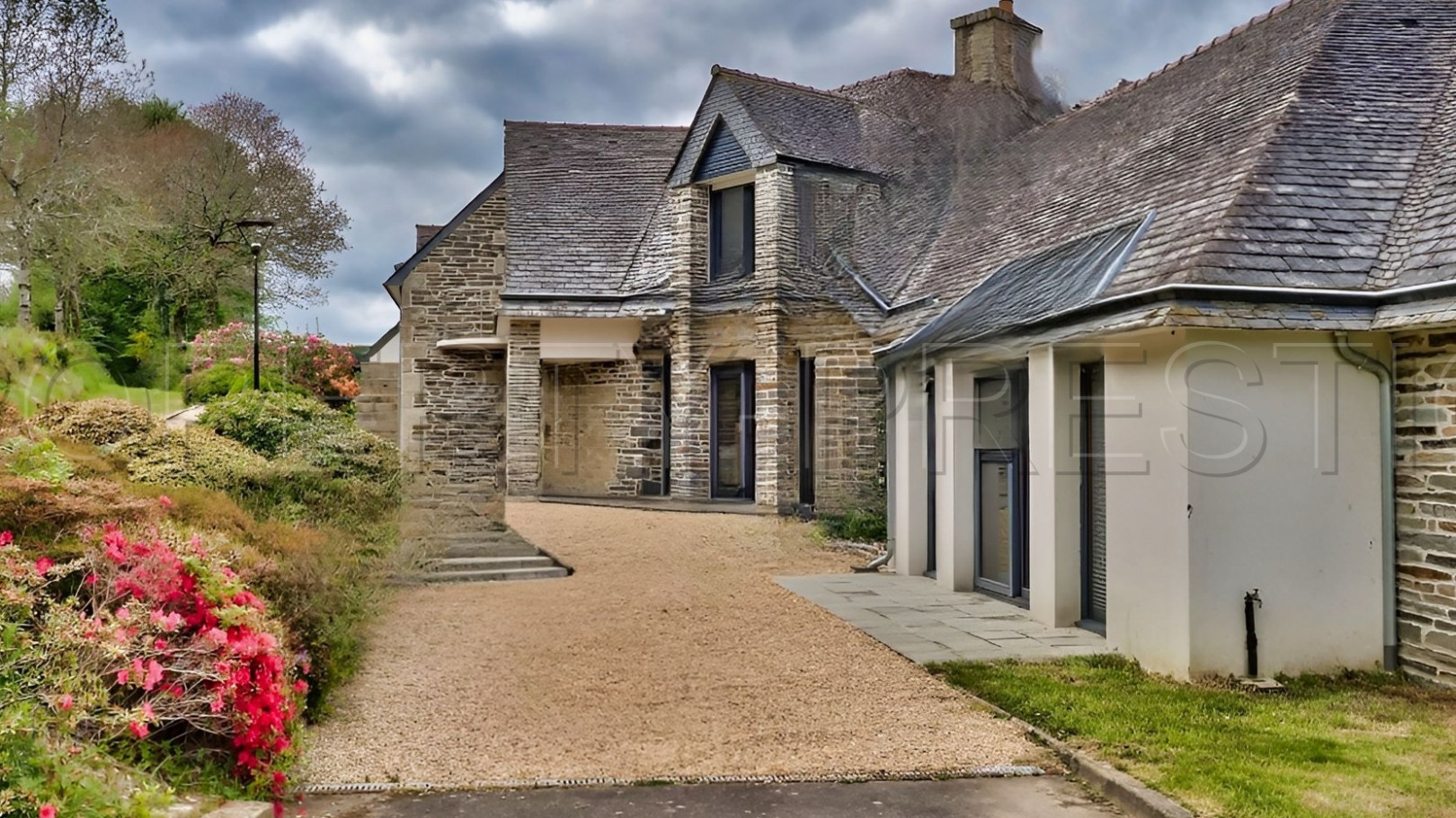 
                                                Vente
                                                 BRETAGNE PROPRIETE AVEC SON MOULIN 20 HA ETANG
