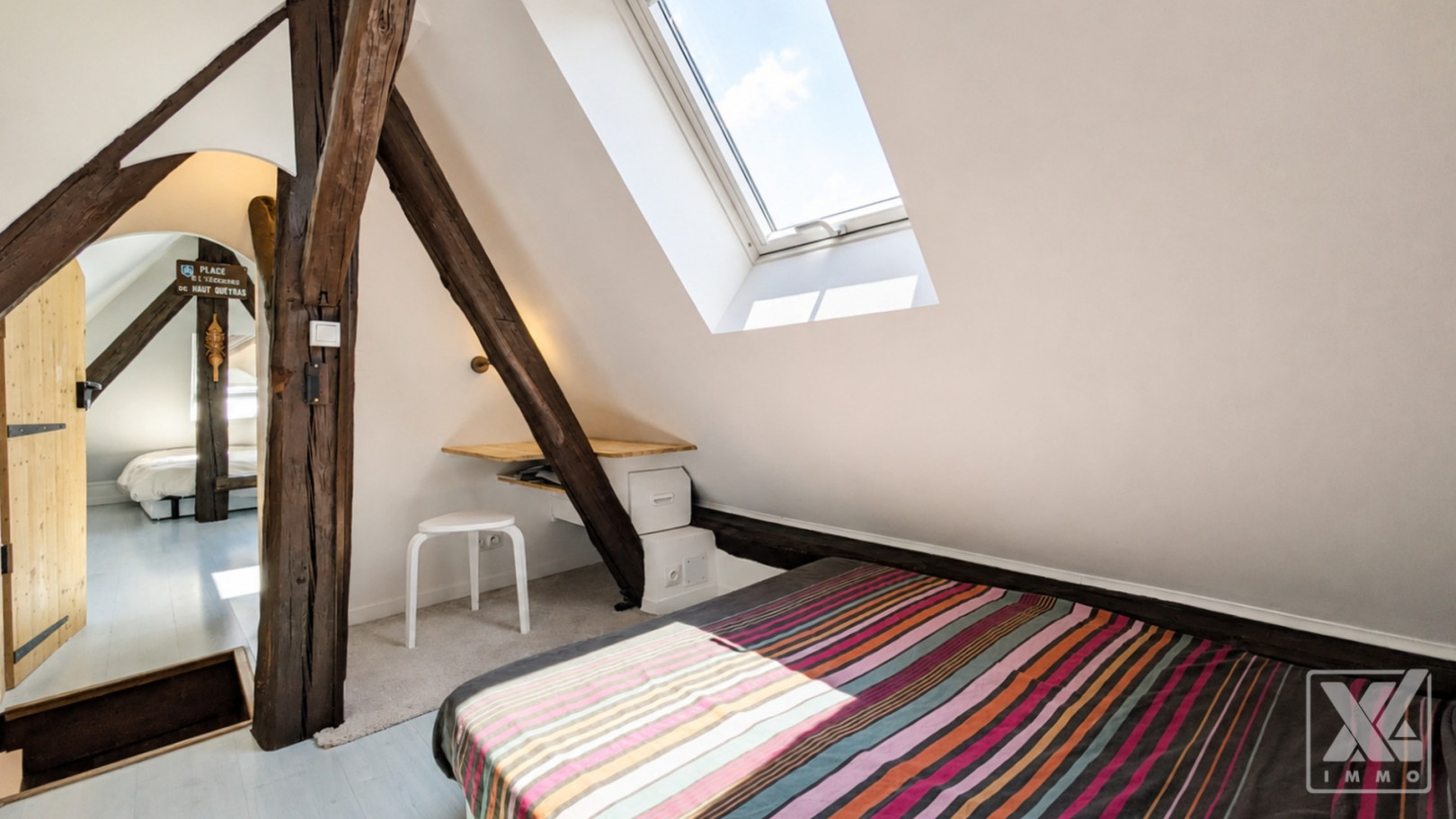 
                                                Vente
                                                 Briançon centre - Superbe type 4 en duplex