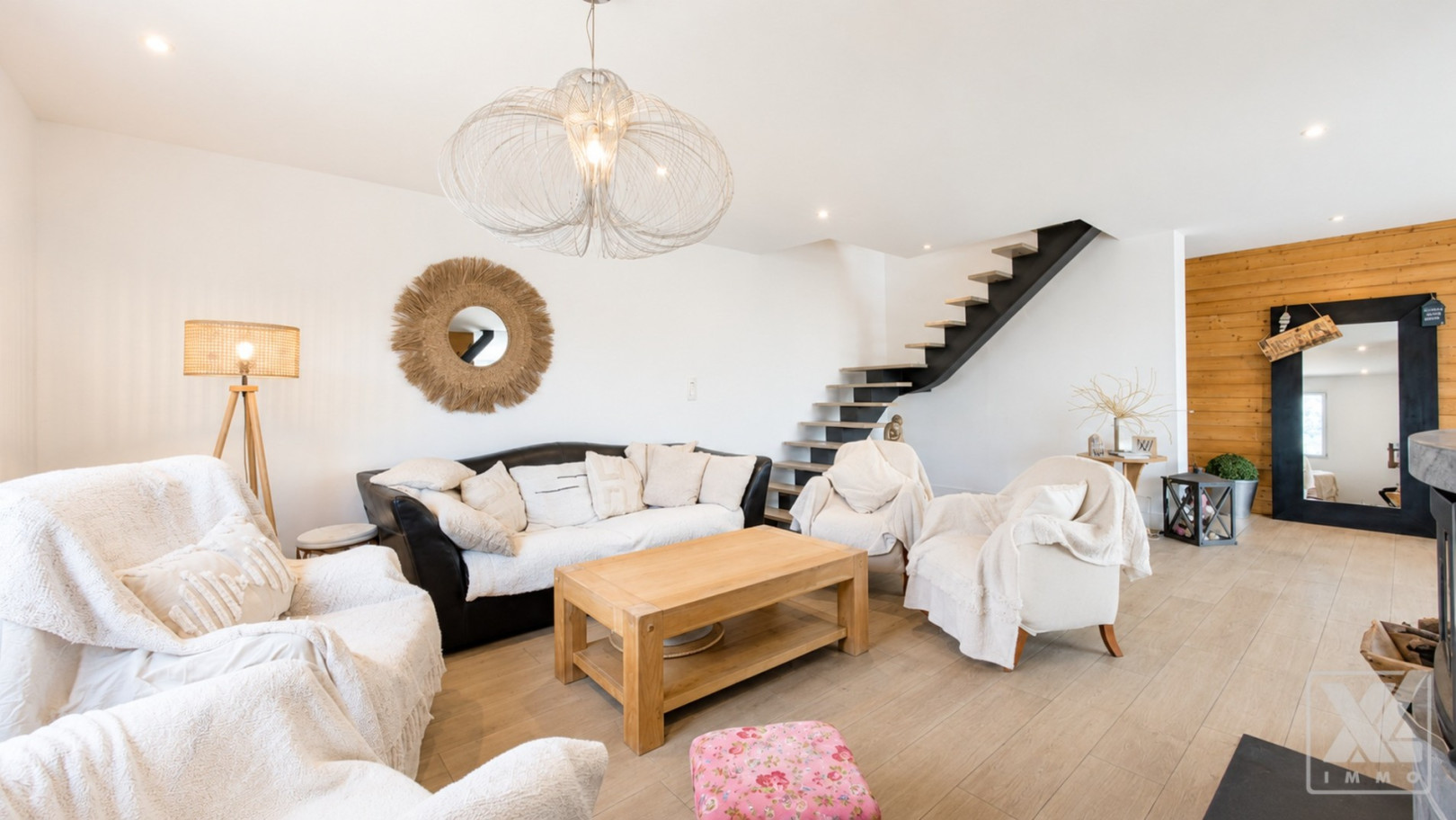 
                                                Vente
                                                 Briançon - Elégante maison familiale de 194 m²