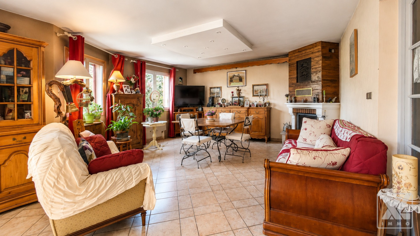 
                                                Vente
                                                 Briançon–Belle maison de 146 m² avec vue dominante