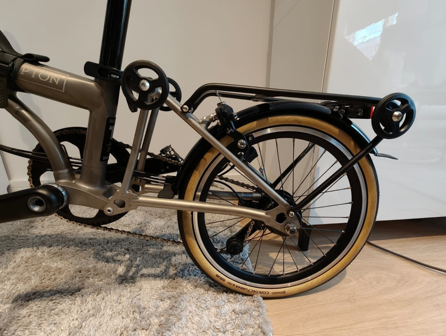 
                                                Vélos
                                                 Brompton T-Line 12 vitesses Mid (2025)