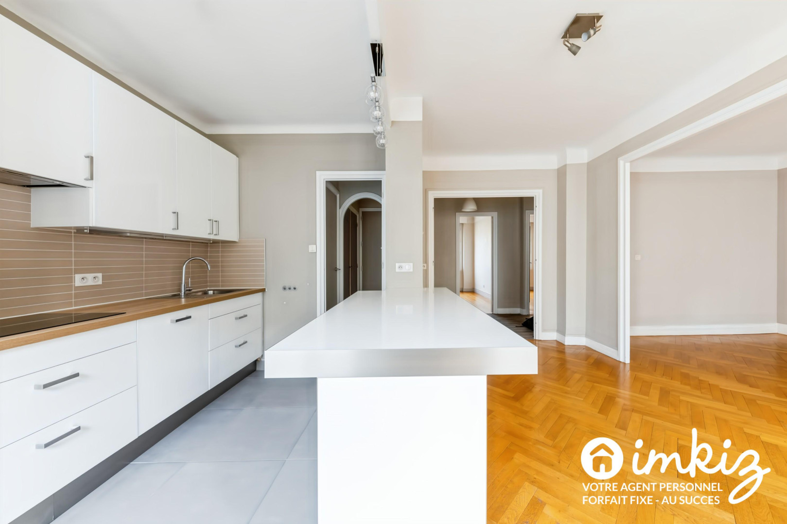 
                                                Vente
                                                 Brotteaux-Masséna ; Élégant T3 traversant de 75m²