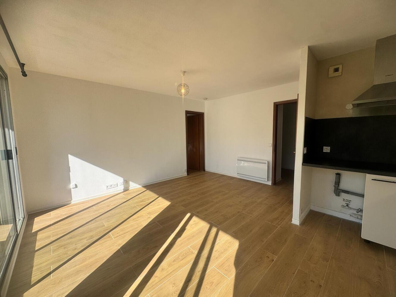 
                                                Location
                                                 Bry/Marne à 8 min. du RER, 2p balcon parking
