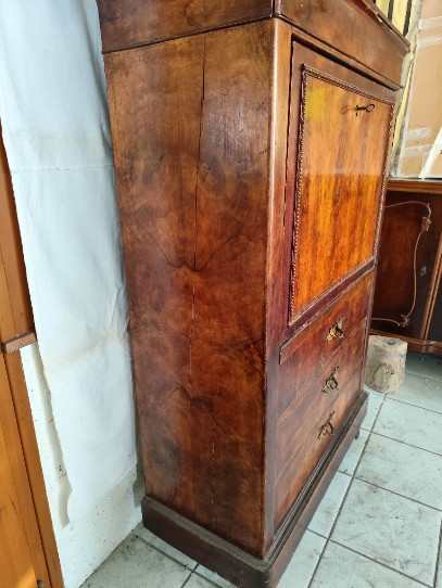 
                                                Meuble
                                                 Buffet ancien en bois massif merisier petit prix