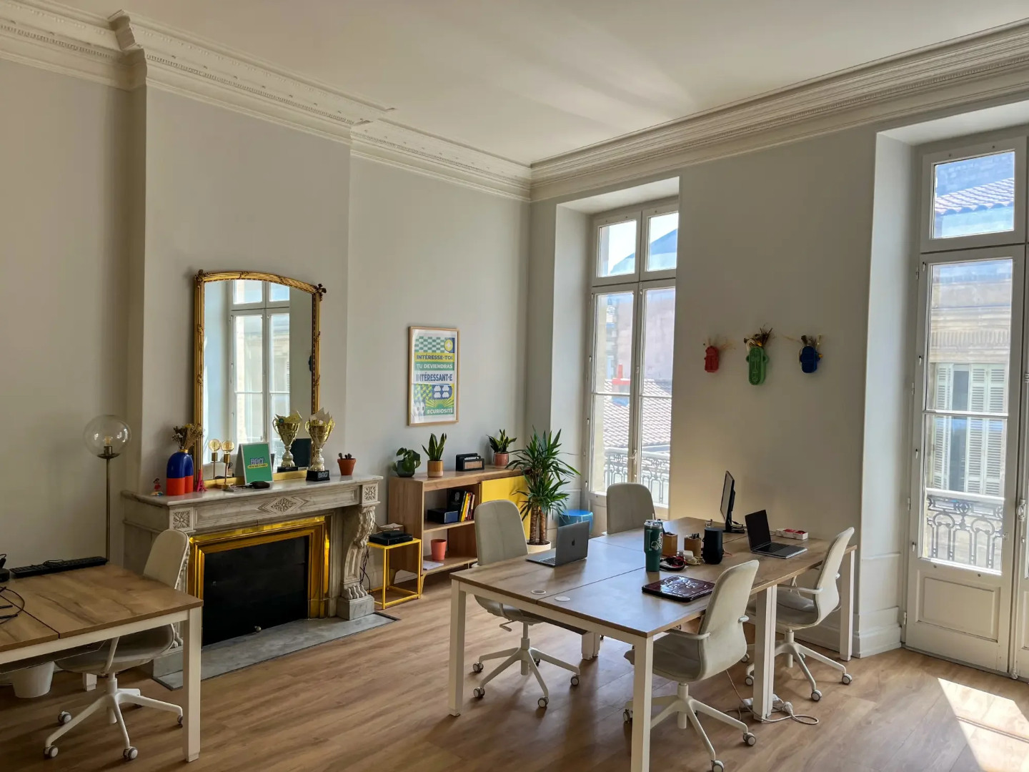 
                                                Location
                                                 Bureau 6 Postes 129m2 - Chartrons