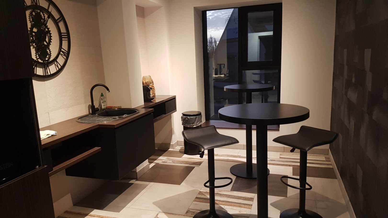 
                                                Location
                                                 BUREAU