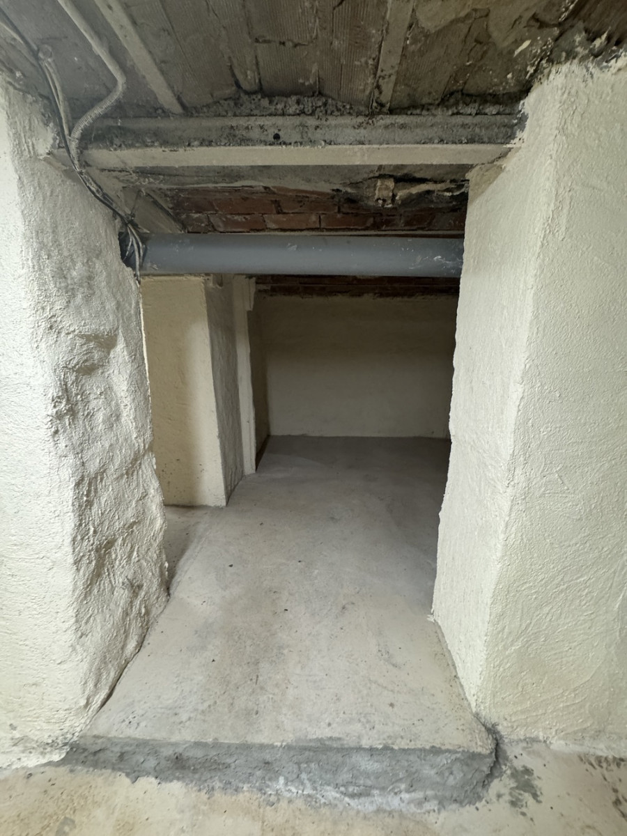 
                                                Location
                                                 Bureau avec cave de stockage Lyon 3