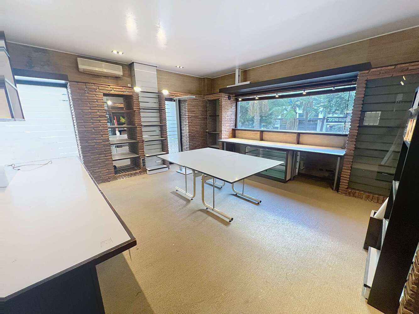 
                                                Vente
                                                 Bureau Marina de Puerto Bañus