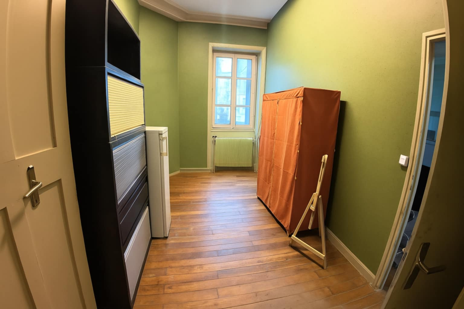 
                                                Vente
                                                 BUREAU OU CABINET MEDICAL 104M2