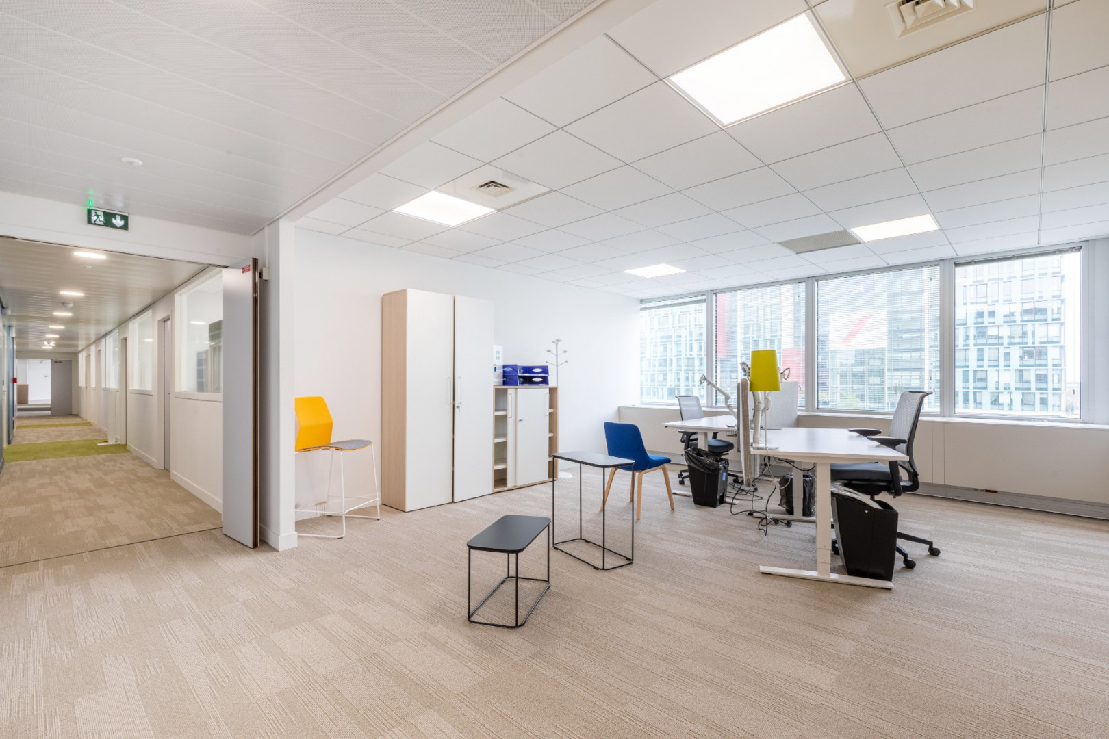 
                                                Location
                                                 Bureaux - 1 889 m² - La Defense