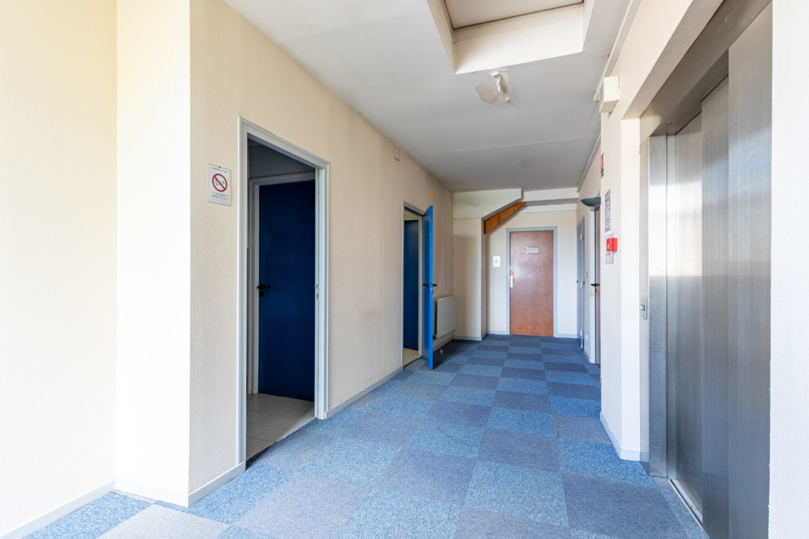 
                                                Vente
                                                 Bureaux - 562 m² - Châlons-en-Champagne