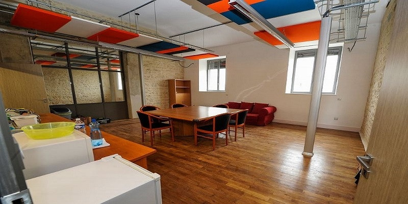 
                                                Location
                                                 Bureaux à louer à Nevers - Pôle numérique l'INKUB