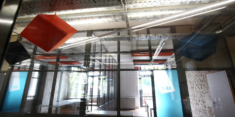 
                                                Location
                                                 Bureaux à louer à Nevers - Pôle numérique l'INKUB