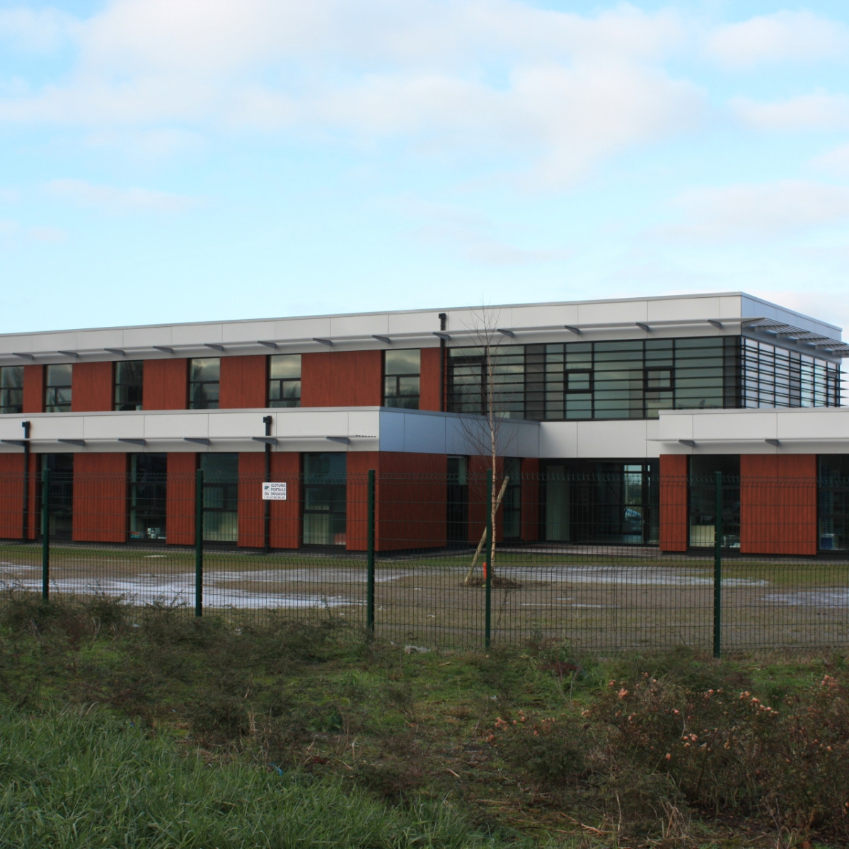 
                                                Location
                                                 Bureaux à louer en Hauts de France - 900 m² - Proche Valenciennes