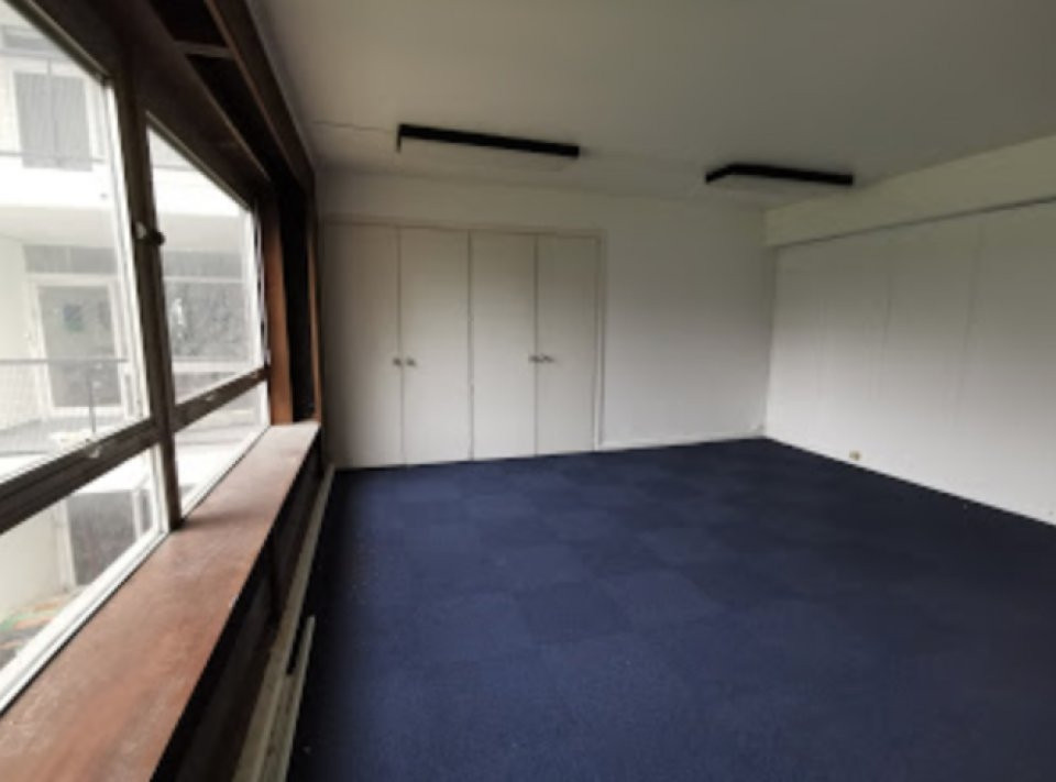 
                                                Vente
                                                 Bureaux à vendre à Croix (Nord 59) - 37 m²