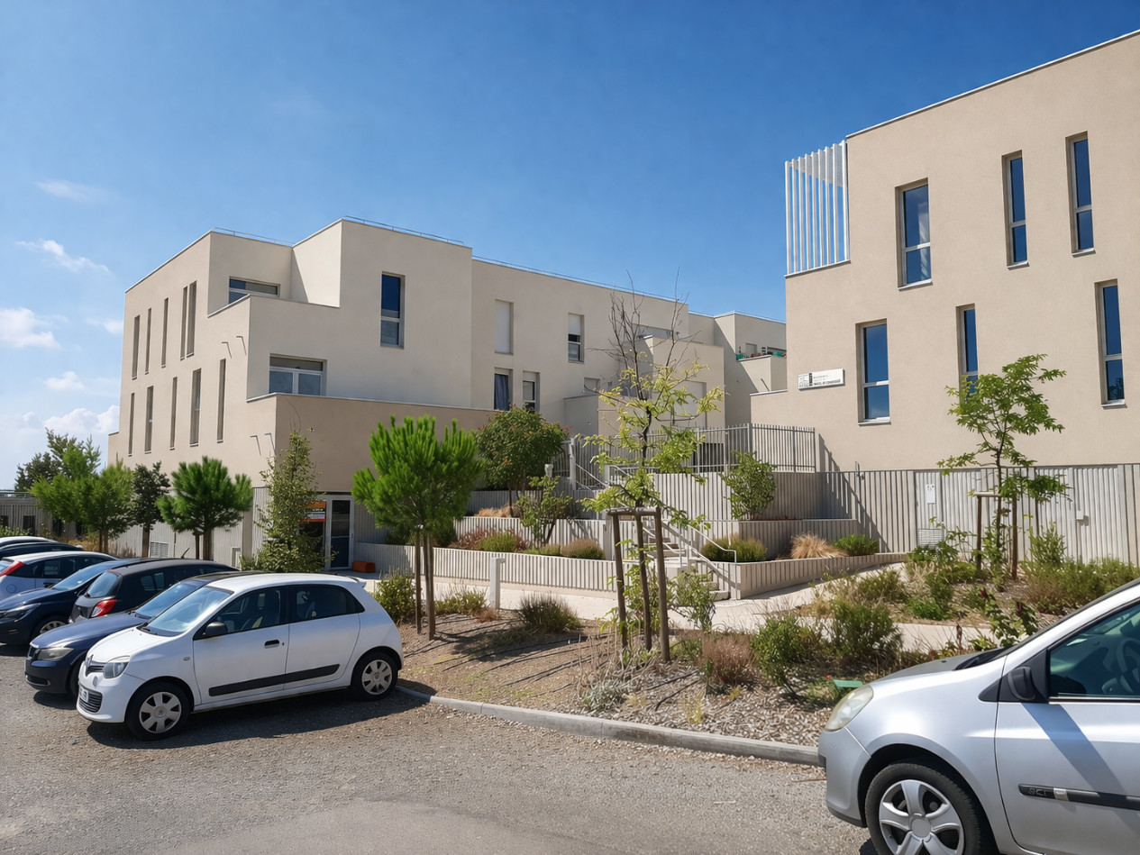 
                                                Vente
                                                 Bureaux neufs de 146 m² avec terrasses