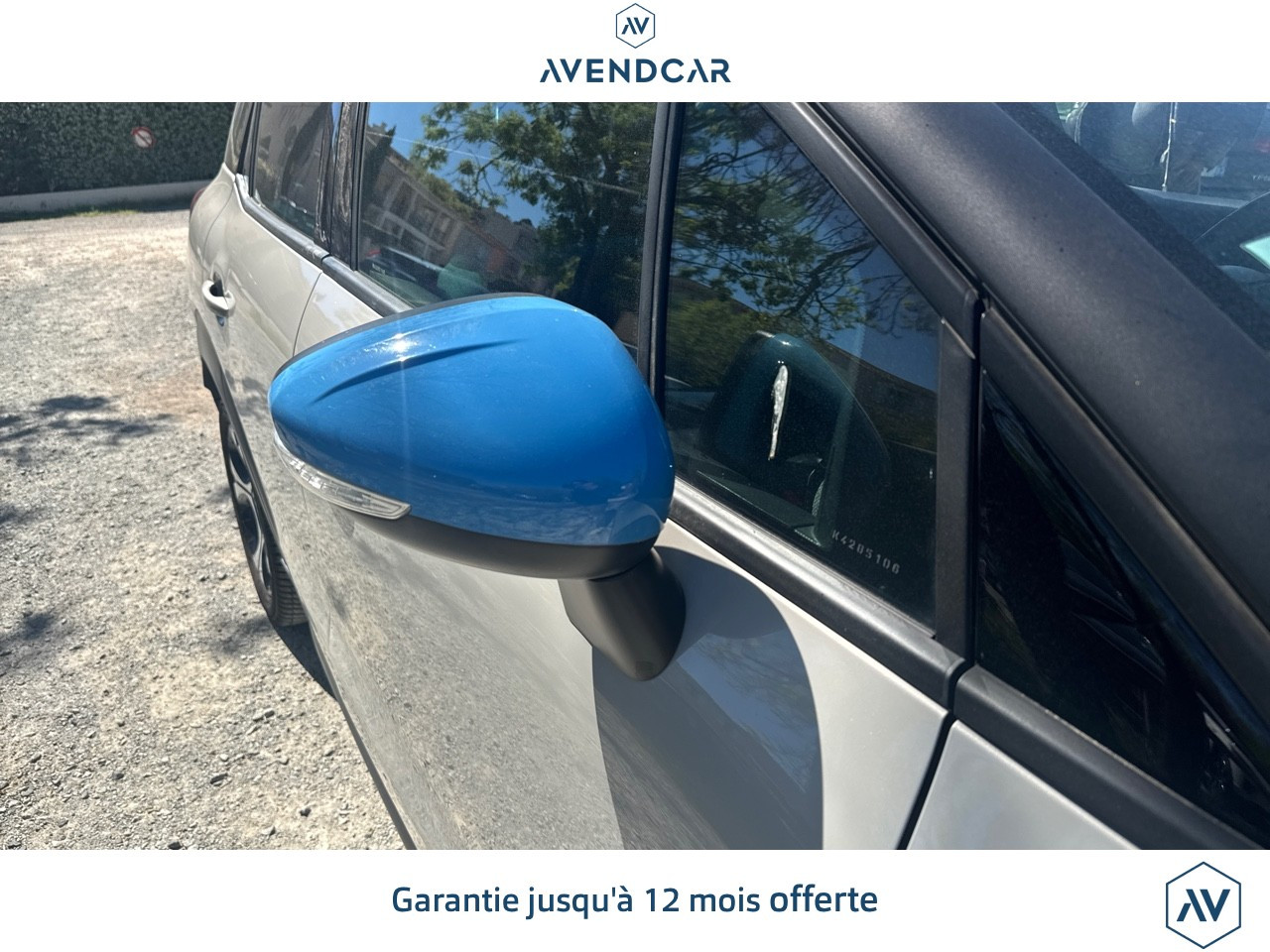 
                                                Voiture
                                                 C3 AIRCROSS 1.5 BLUEHDI 100 SHINE START-STOP